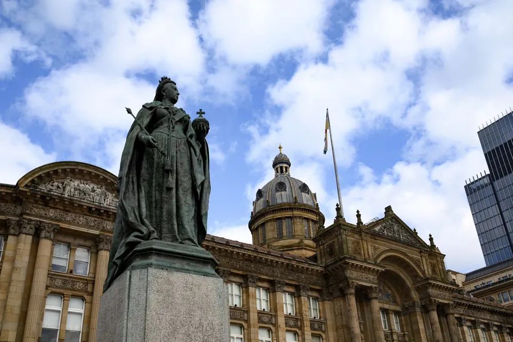 Statue de la reine Victoria devant le Conseil municipal de Birmingham