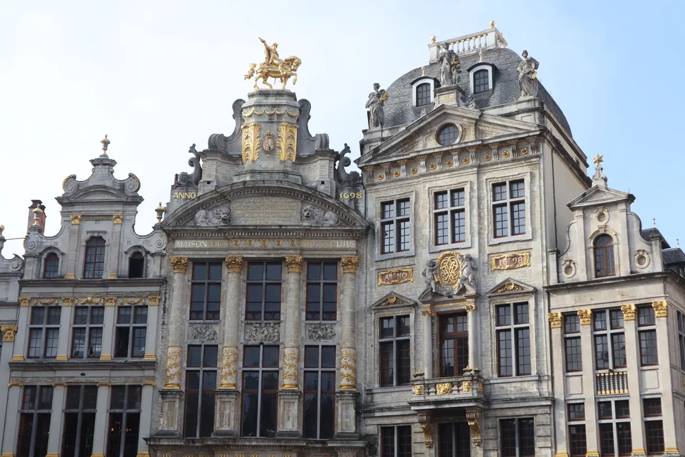 Façades gothiques et baroques de la Grand-Place de Bruxelles